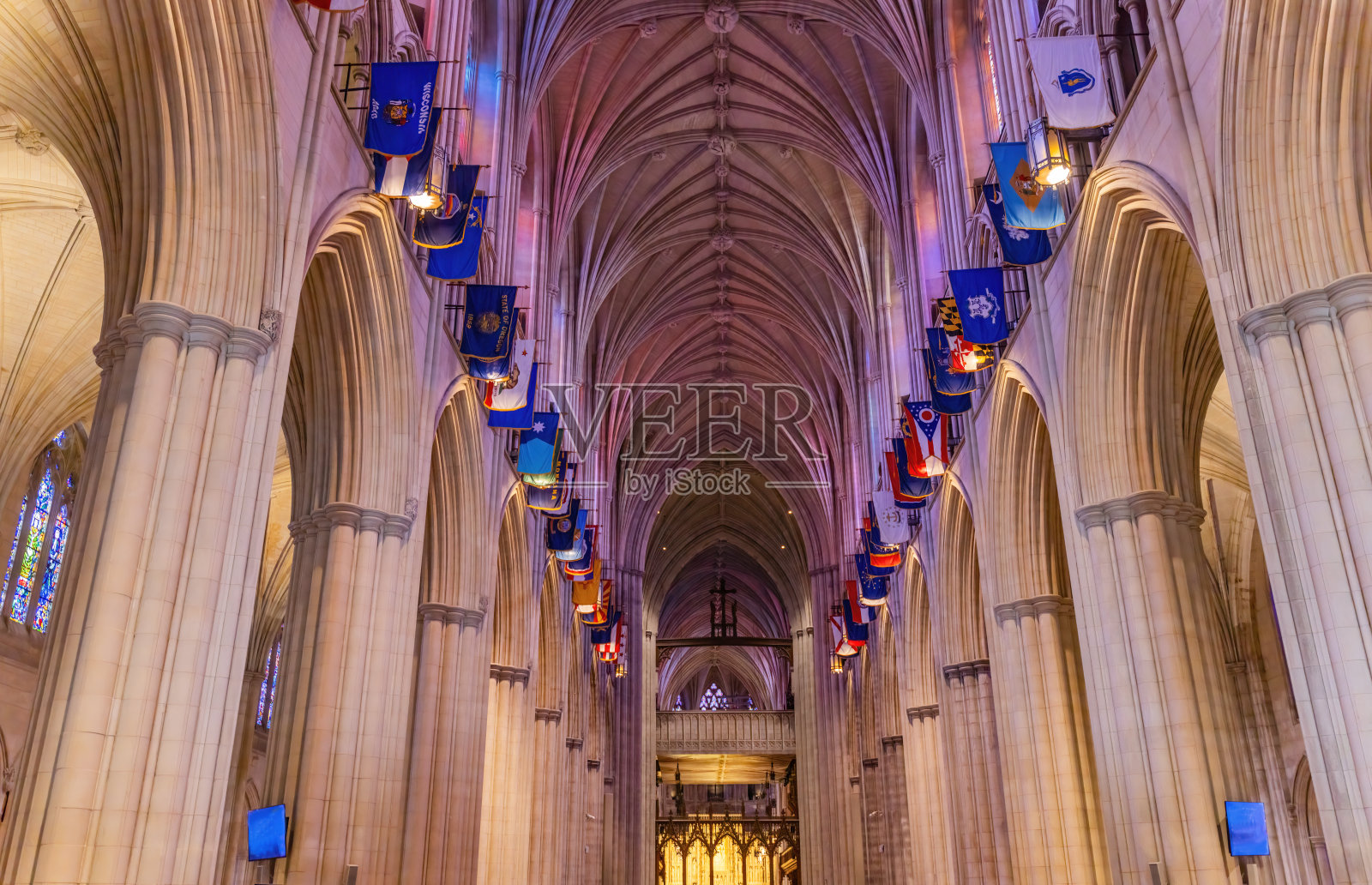 中殿彩绘玻璃国家大教堂华盛顿特区照片摄影图片