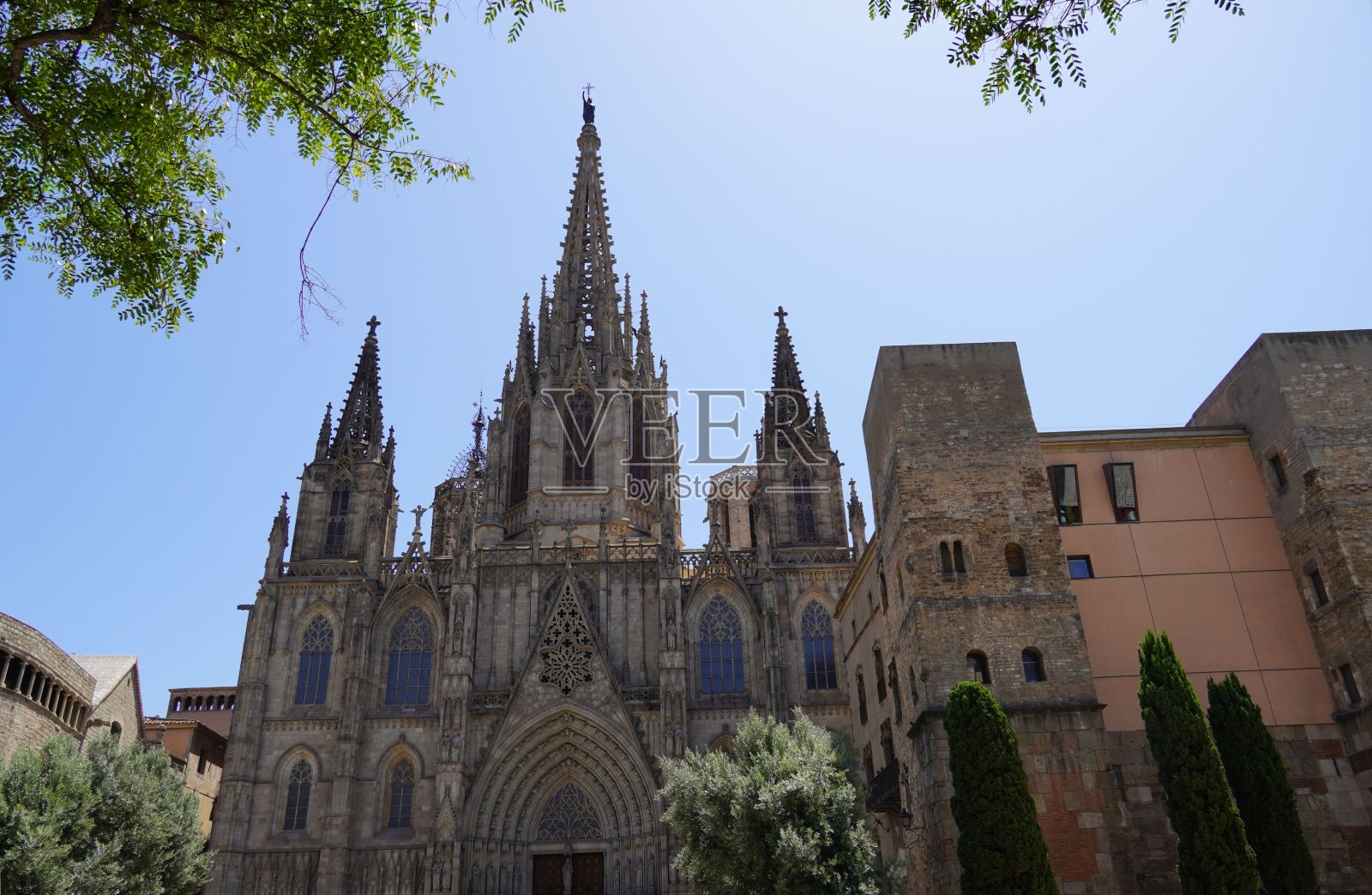 老巴塞罗那大教堂照片摄影图片