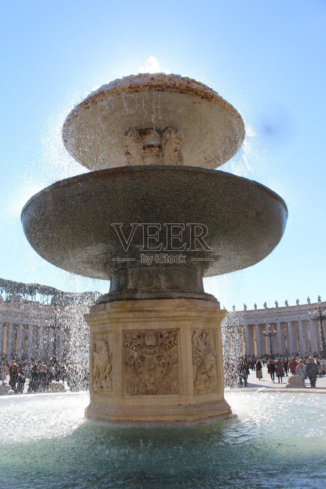 点亮喷泉照片摄影图片