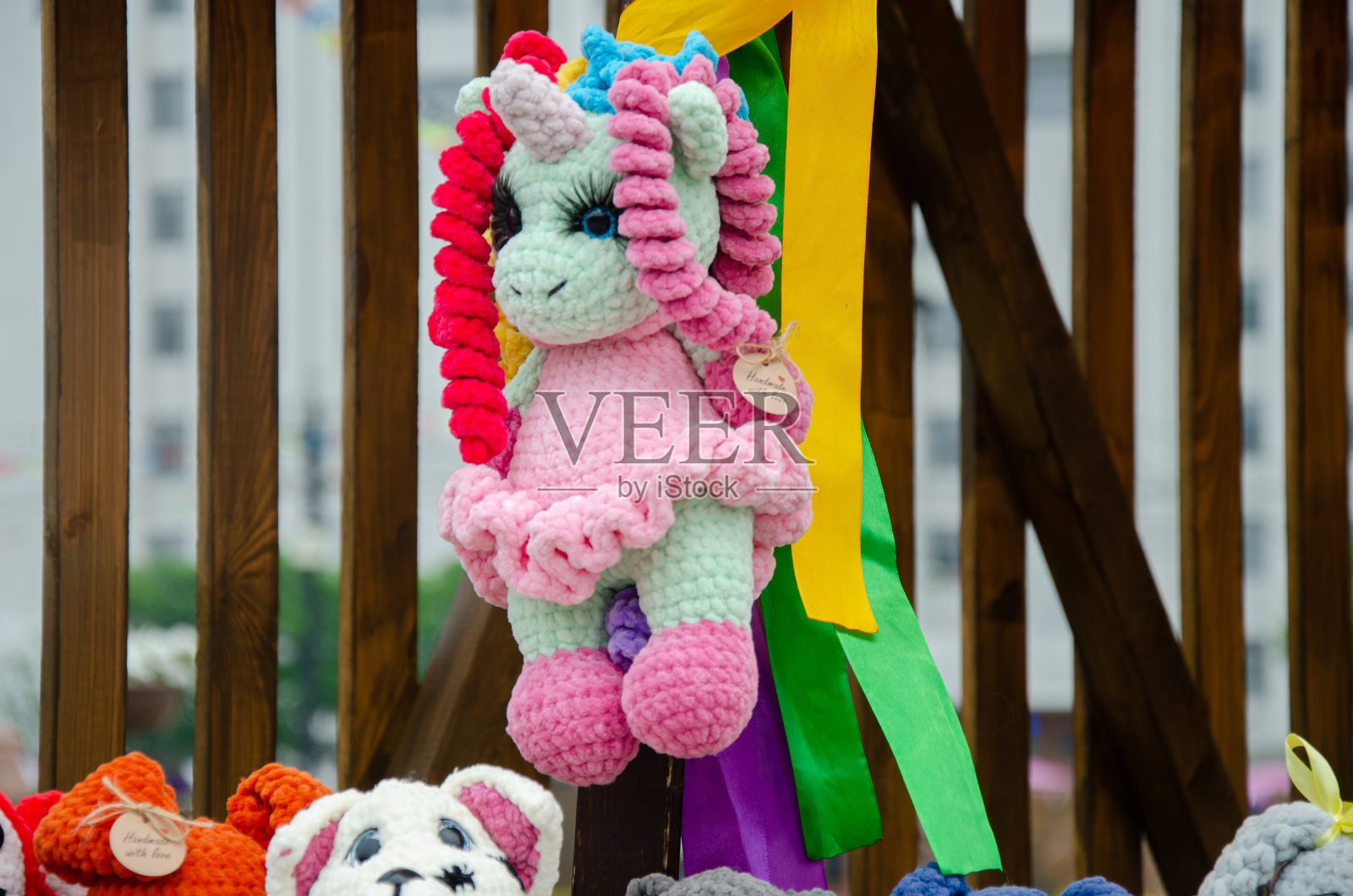 设计师软针织玩具出售照片摄影图片