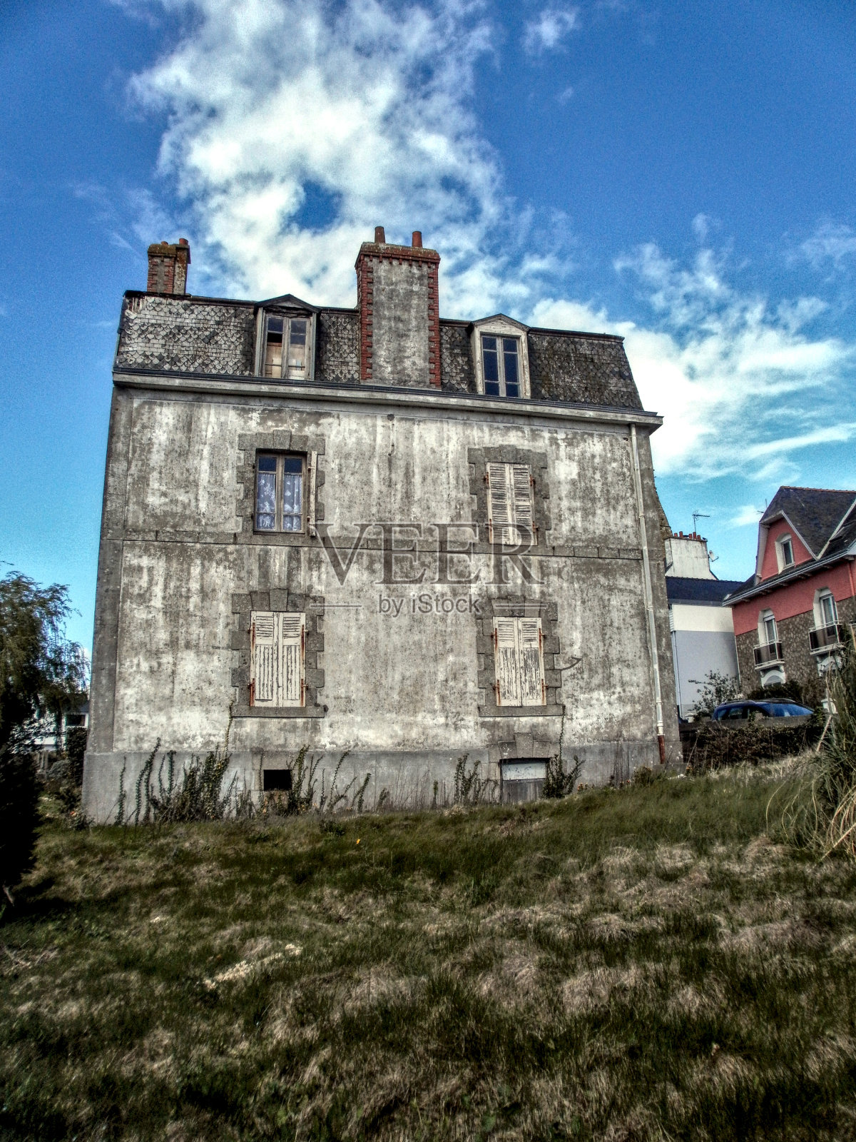 废弃的房子照片摄影图片
