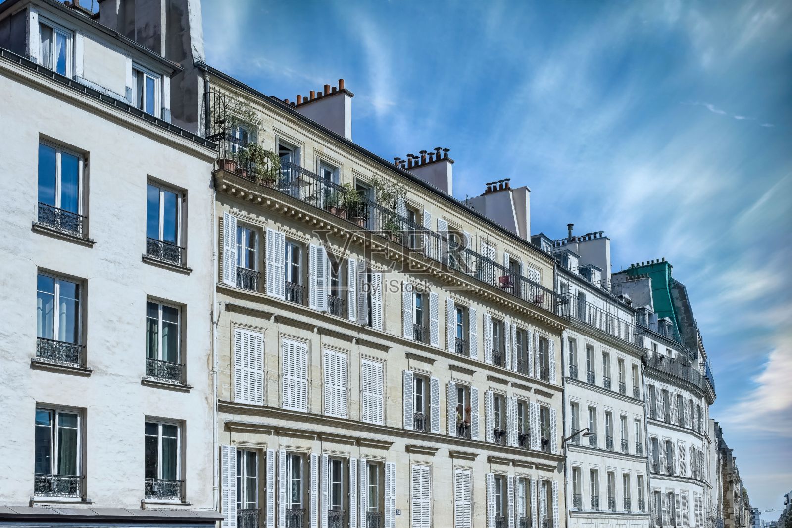 法国巴黎圣路易岛和白求恩河的美丽建筑照片摄影图片