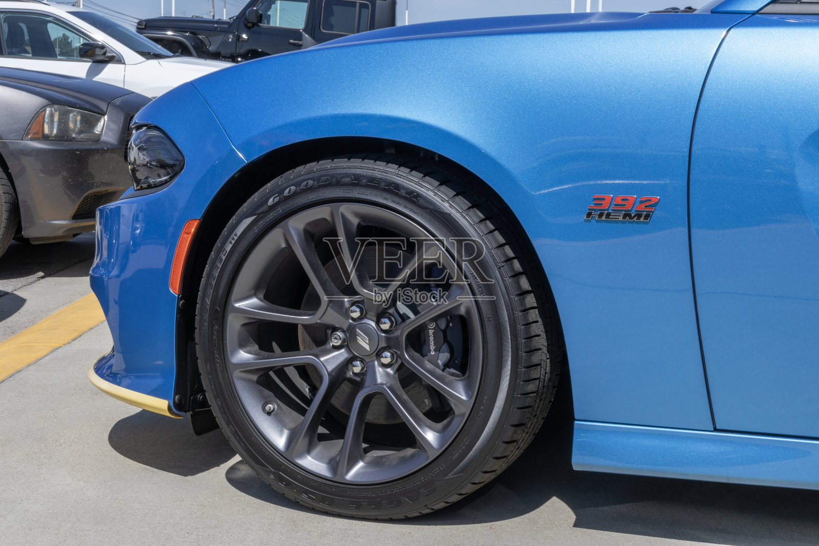 道奇Charger 392 Scat Pack显示。道奇提供了一个6.4升V8 SRT HEMI发动机的充电器。我:2023照片摄影图片