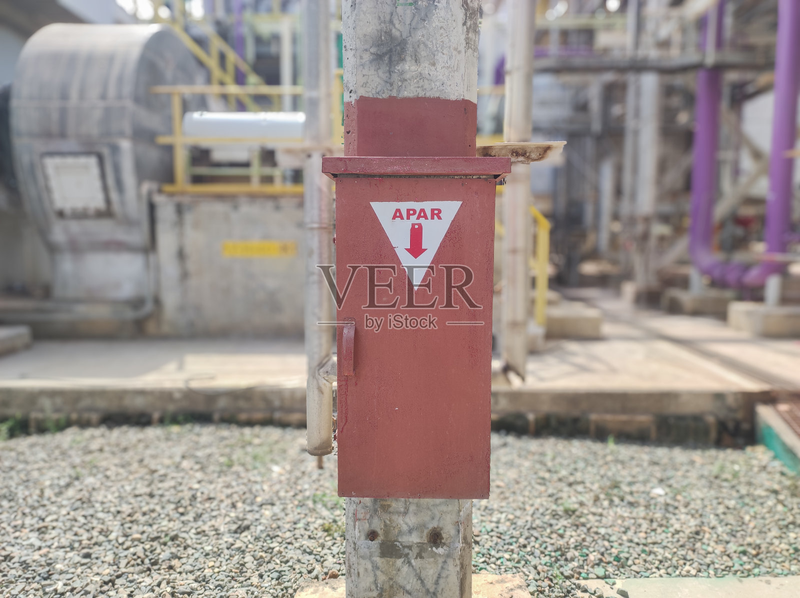 工厂、工业区的灭火器。印度尼西亚的阿拉木图(APAR)照片摄影图片