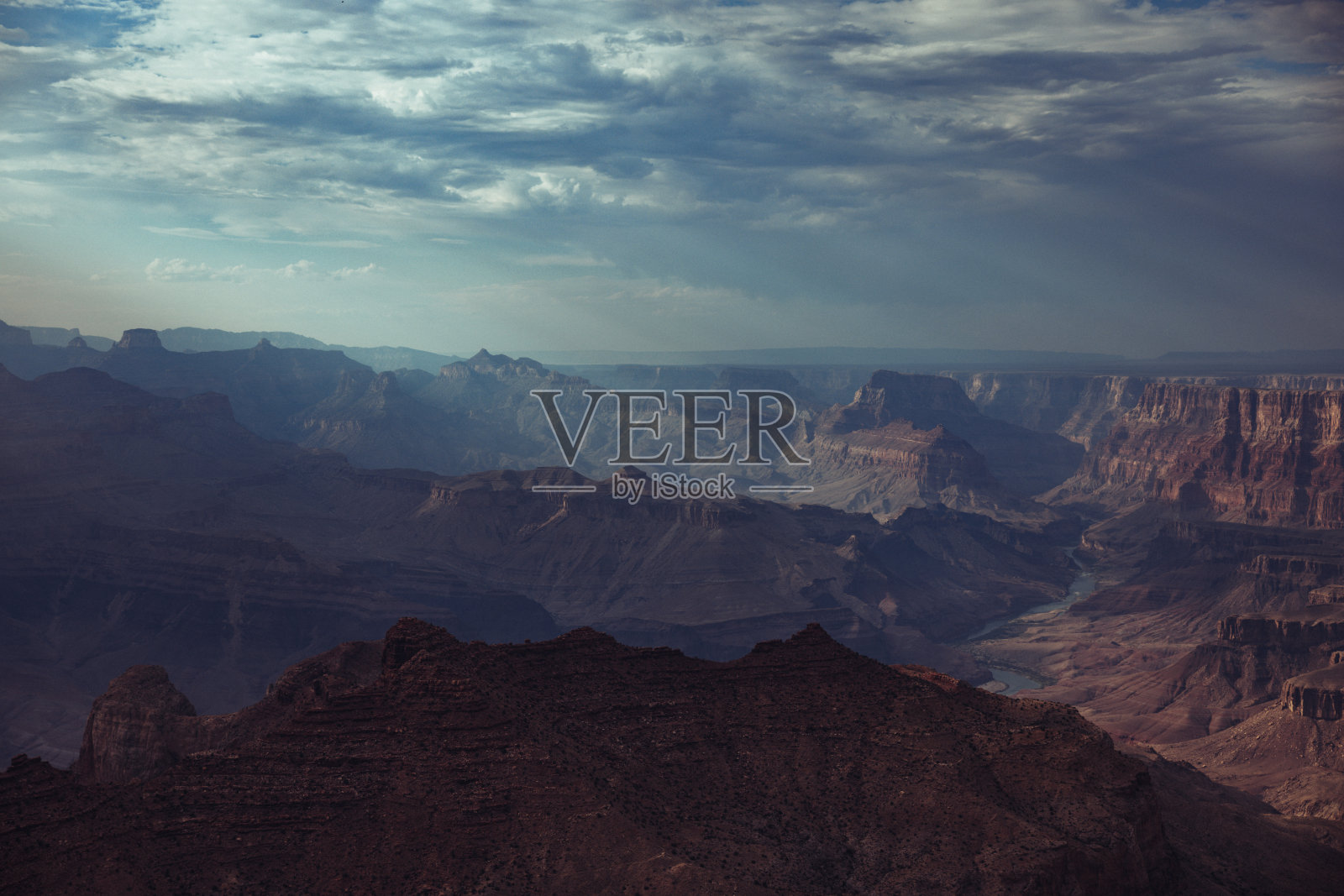 在大峡谷的南缘照片摄影图片