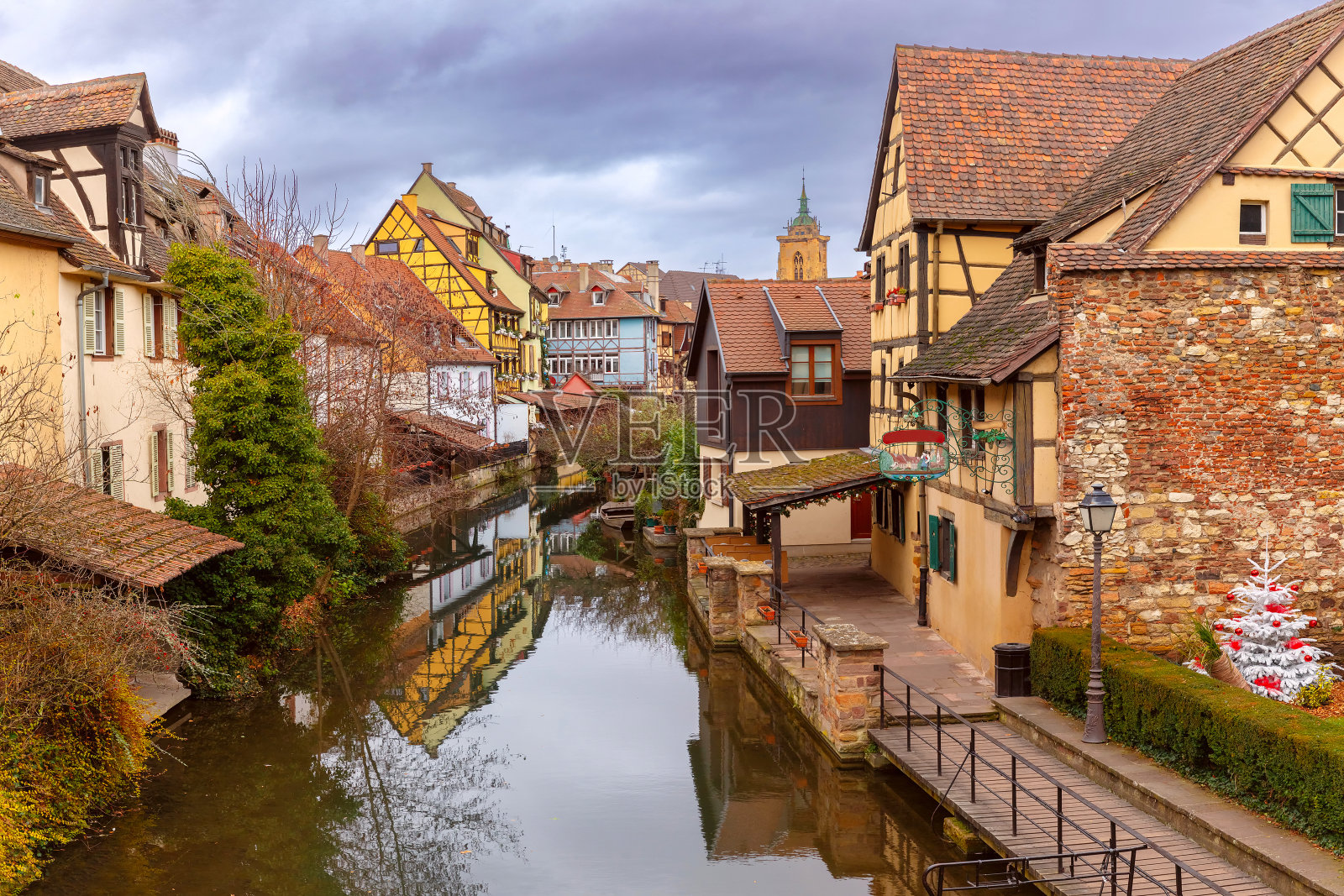 法国阿尔萨斯科尔马的圣诞小威尼斯照片摄影图片