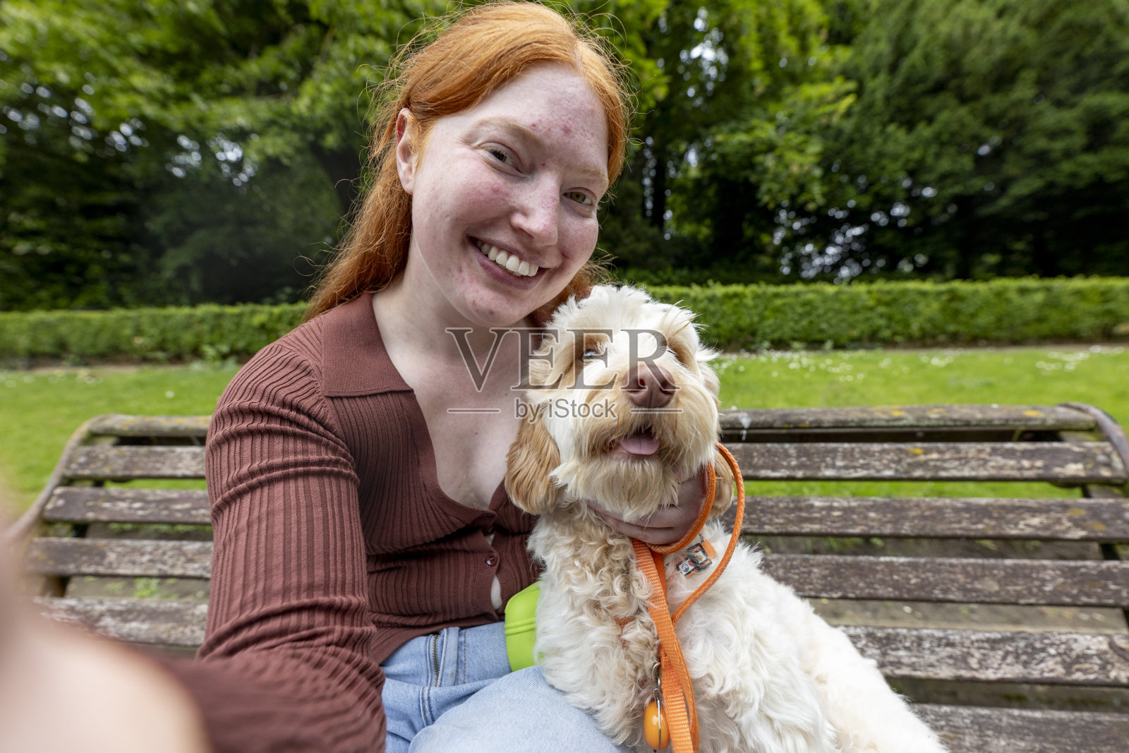 与狗狗的自拍时间照片摄影图片