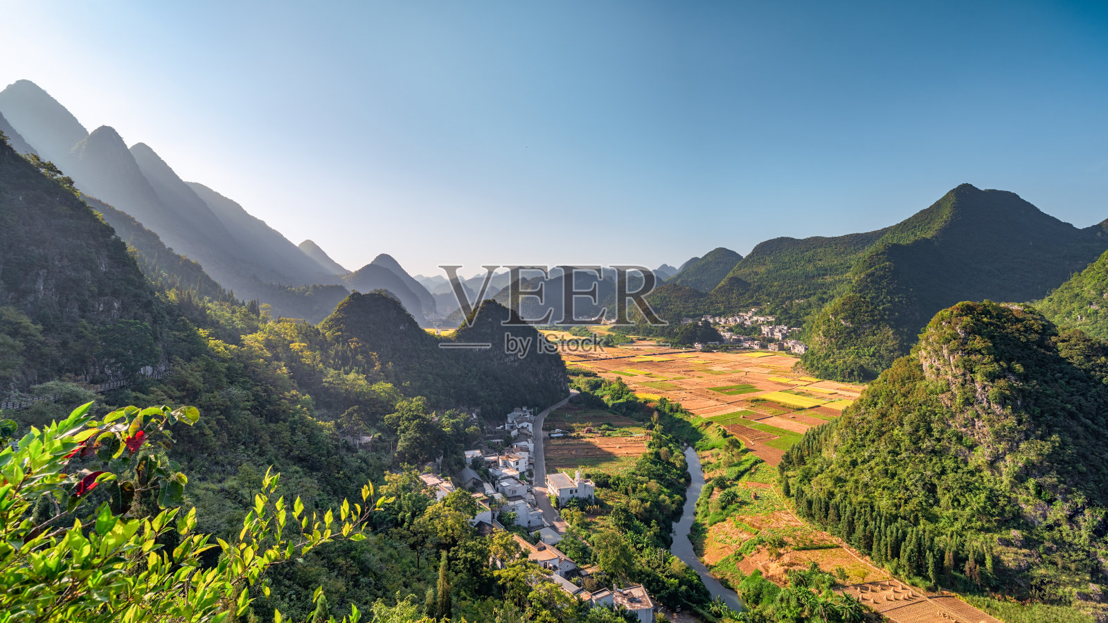 黔西南兴义市万峰林风景照片摄影图片