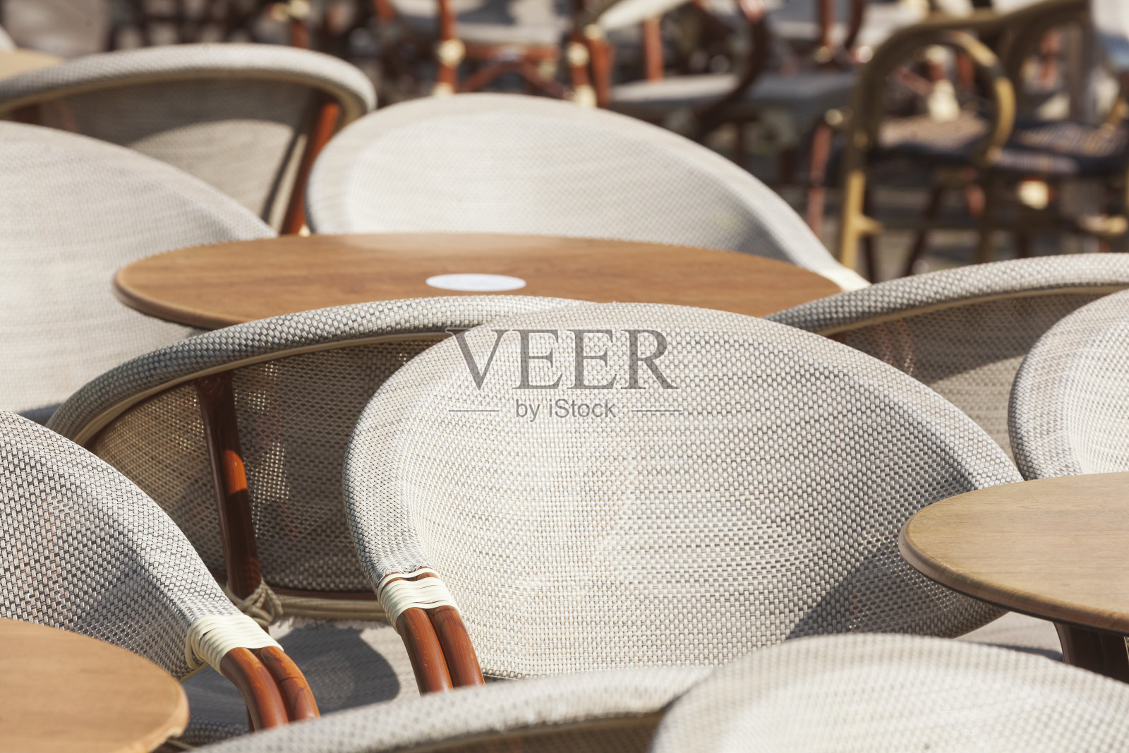 咖啡馆的桌椅，美食，德国照片摄影图片