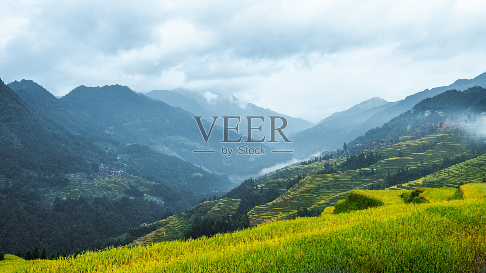 中国贵州黔东南从江县家浜梯田照片摄影图片