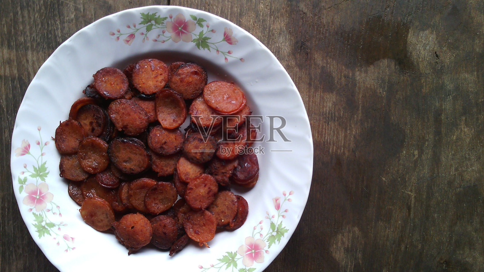 采购产品油炸中国香肠，背景，肉，盘子，食品照片摄影图片