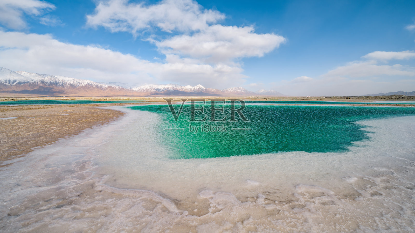 中国青海大柴旦翡翠湖风景照片摄影图片