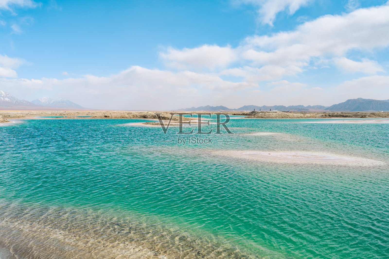 中国青海大柴旦翡翠湖风景照片摄影图片