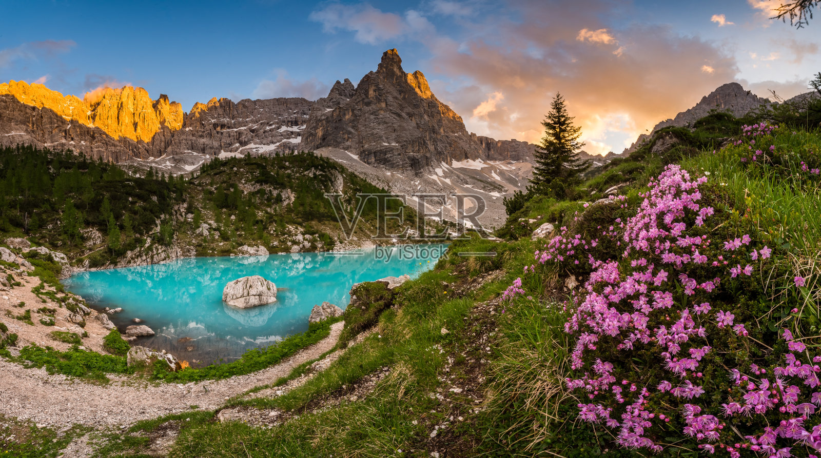海和山对着天空的风景照片摄影图片