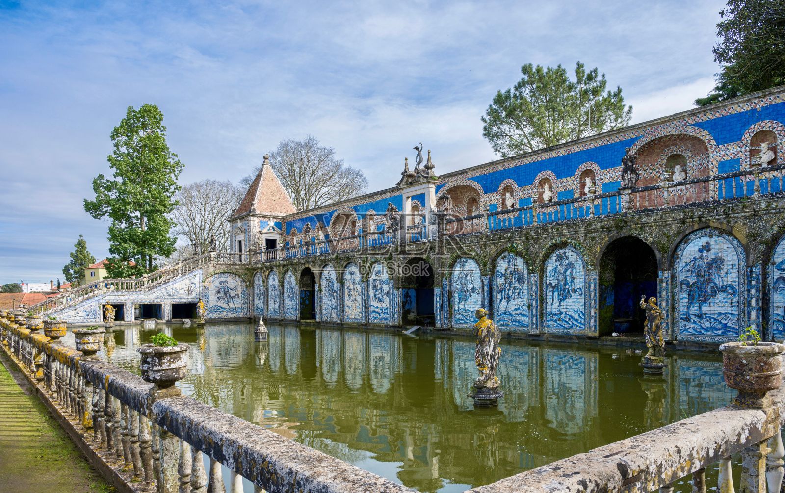 葡萄牙，里斯本，Fronteira侯爵夫人宫殿的风景。照片摄影图片