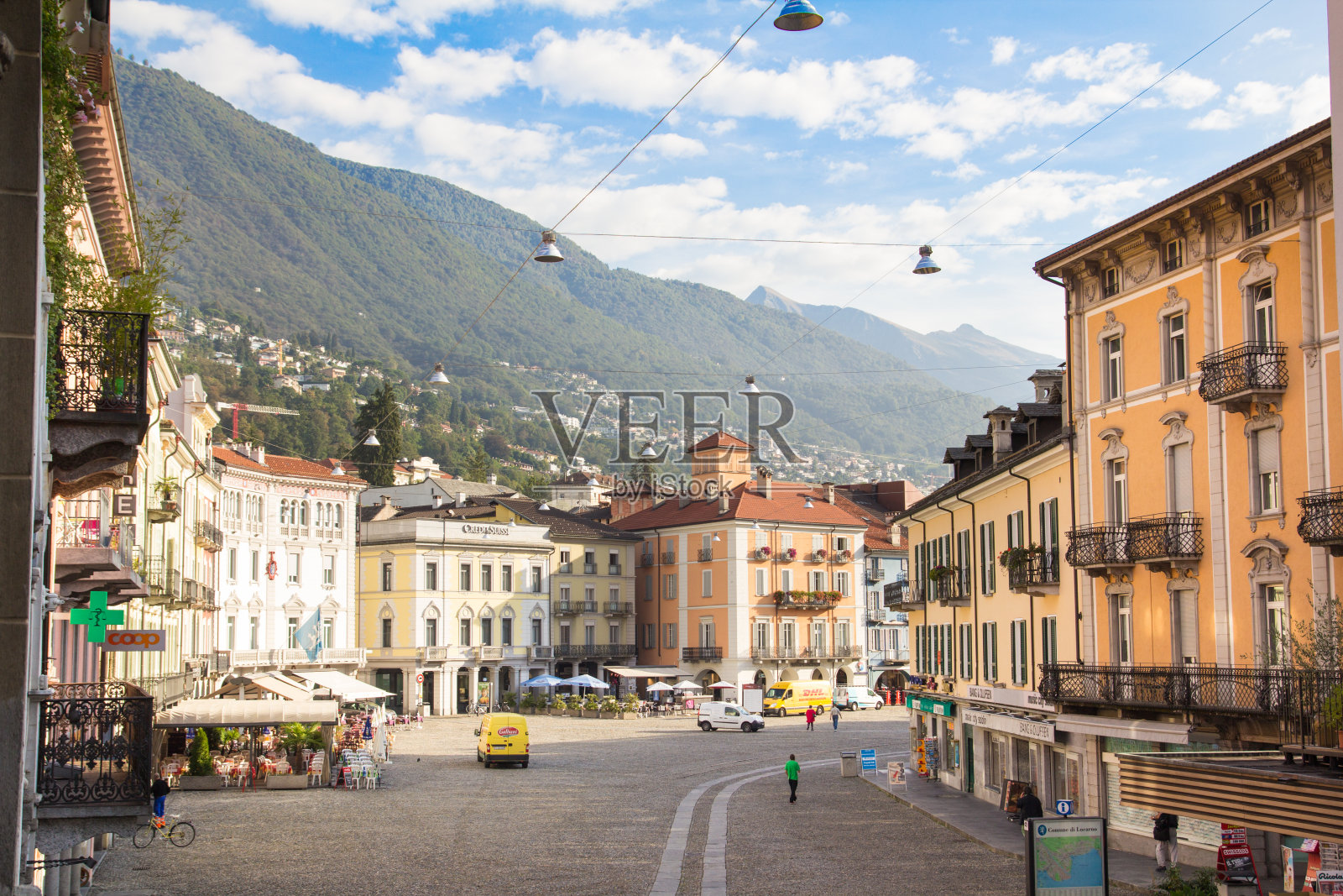 洛迦诺大广场照片摄影图片