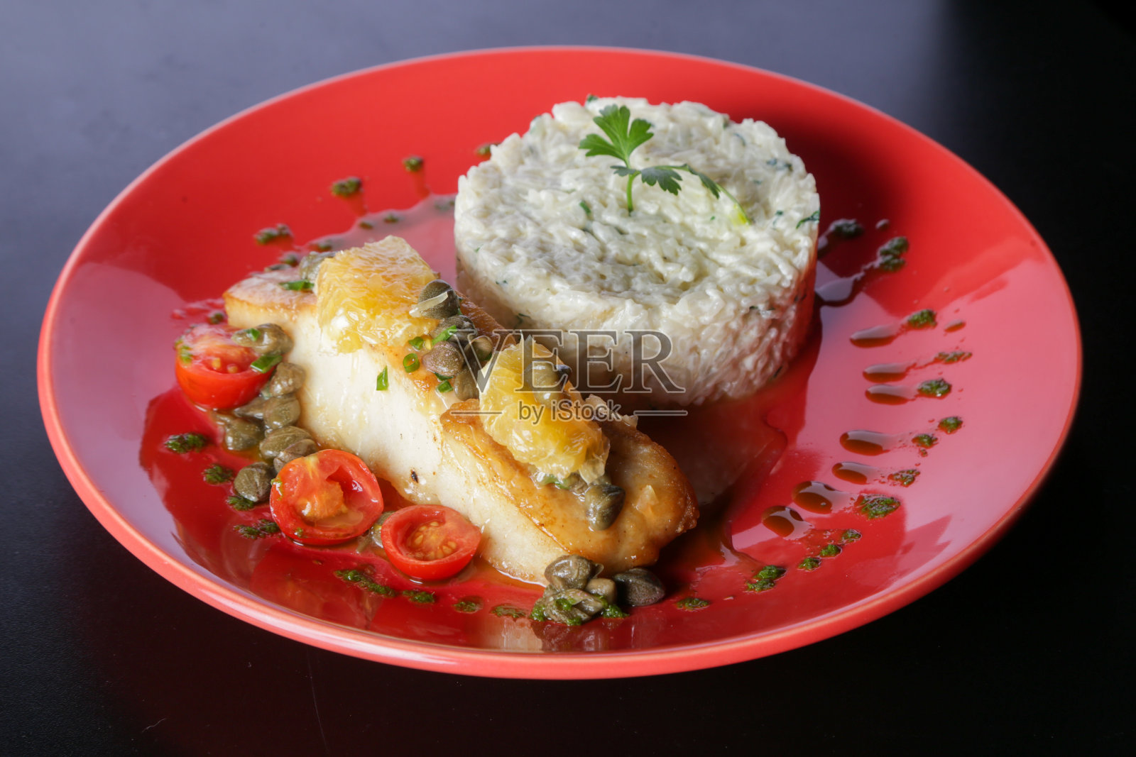 刺山柑鱼照片摄影图片