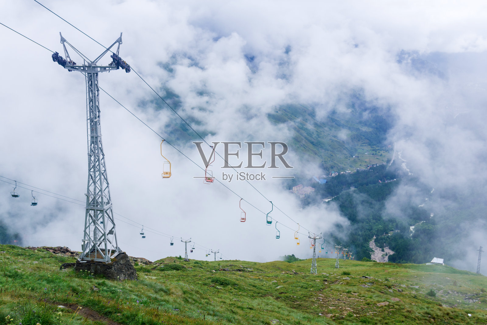 到俄罗斯特尔斯科尔的切格特山的缆车照片摄影图片