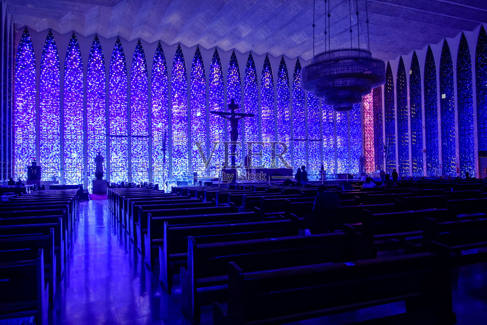 巴西，巴西利亚:圣若昂博斯克，或圣若昂博斯克圣殿，内景照片摄影图片