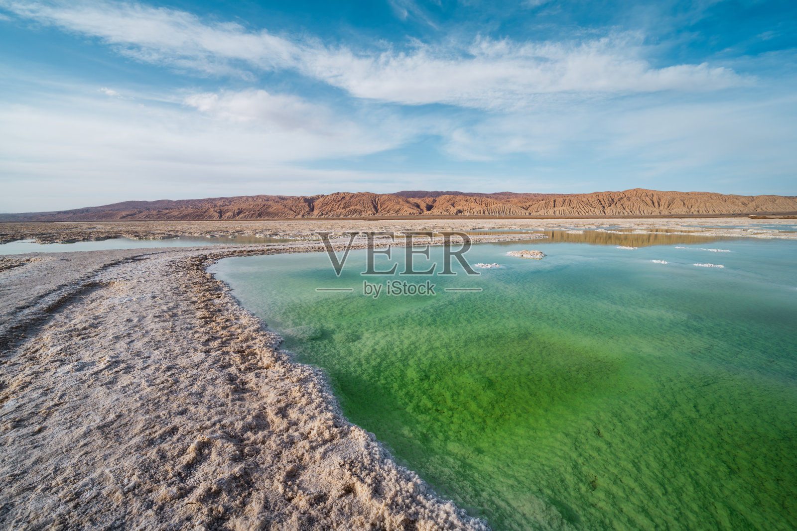 中国青海芒崖翡翠湖风景照片摄影图片