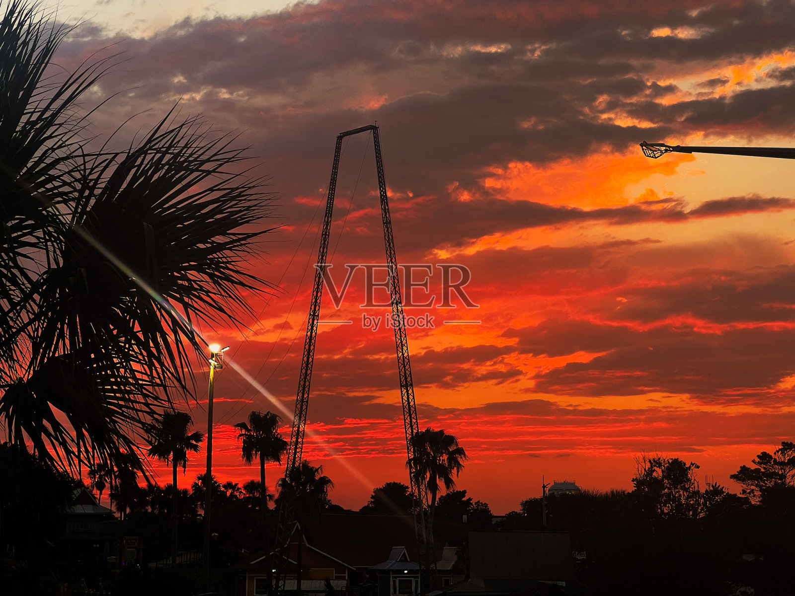 天空之火照片摄影图片