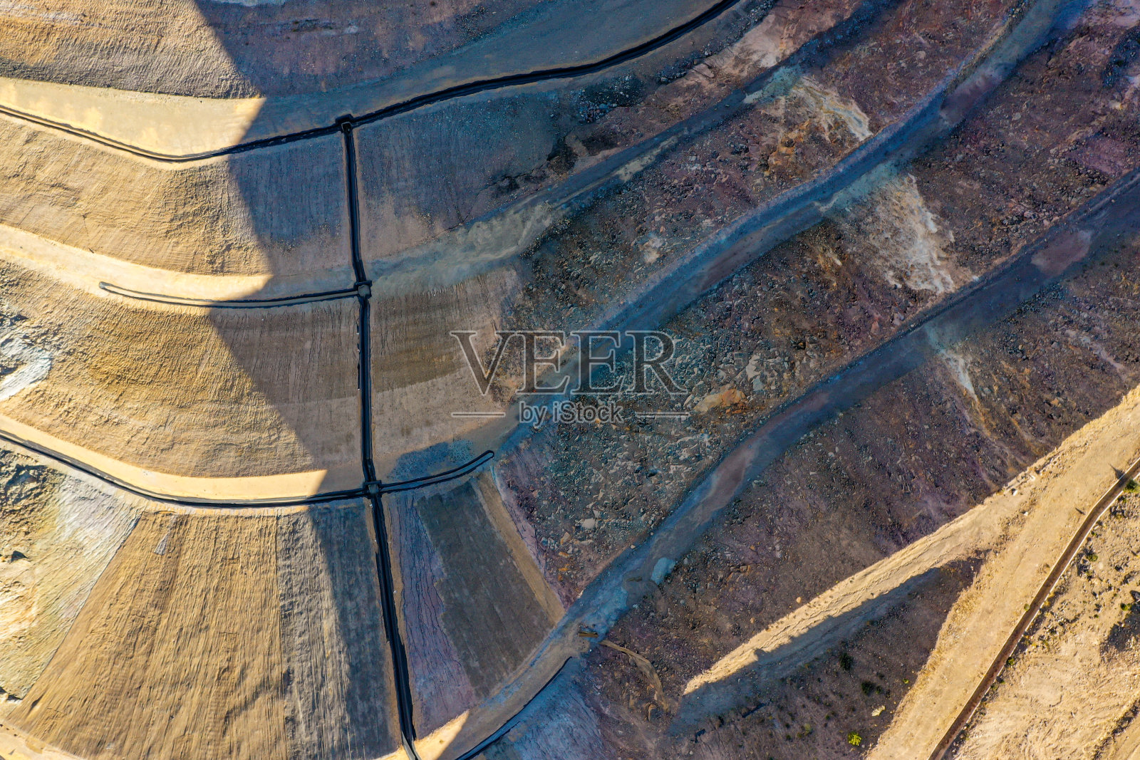 工矿土工合成材料的安装工艺照片摄影图片