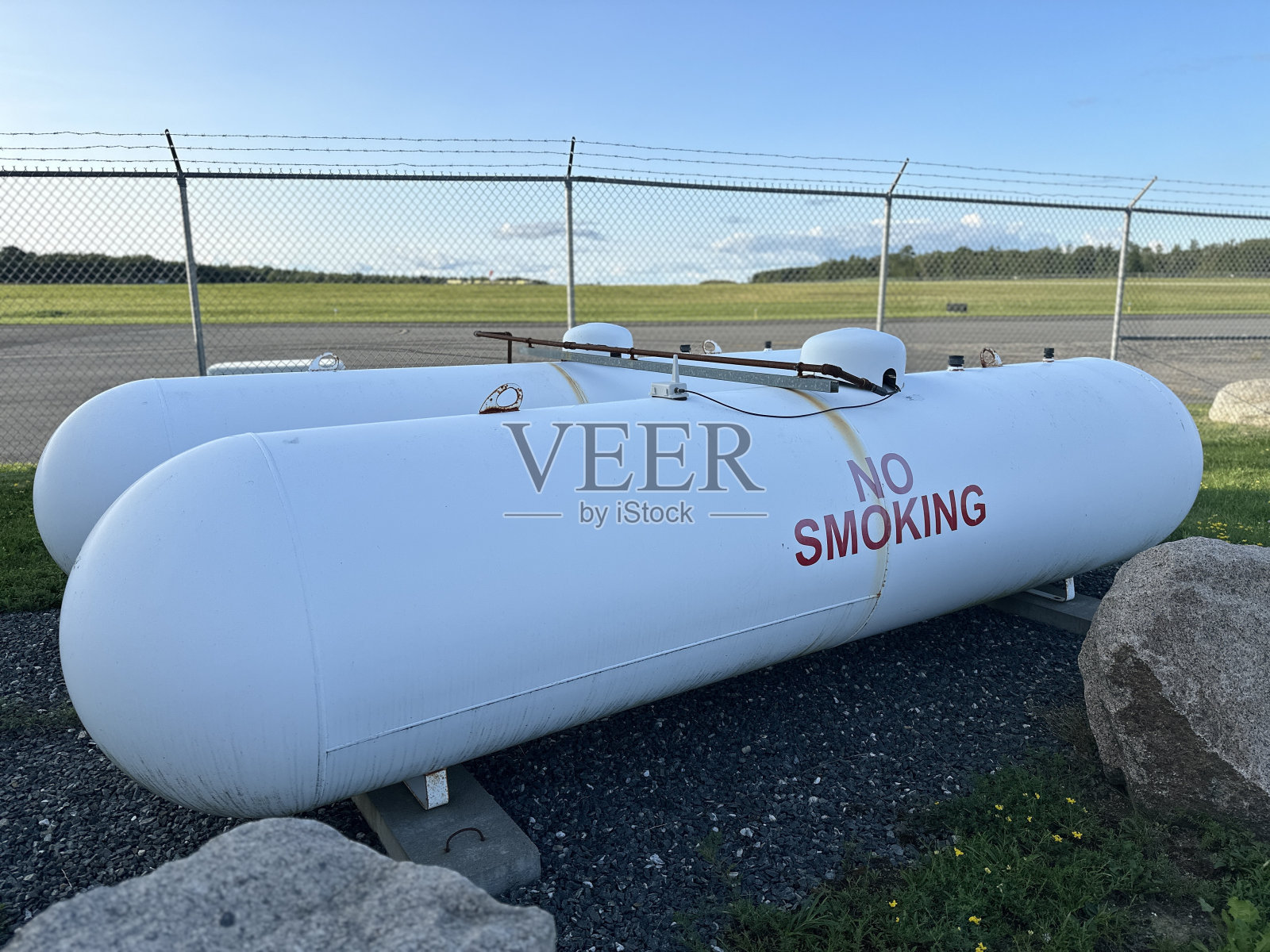 油箱照片摄影图片