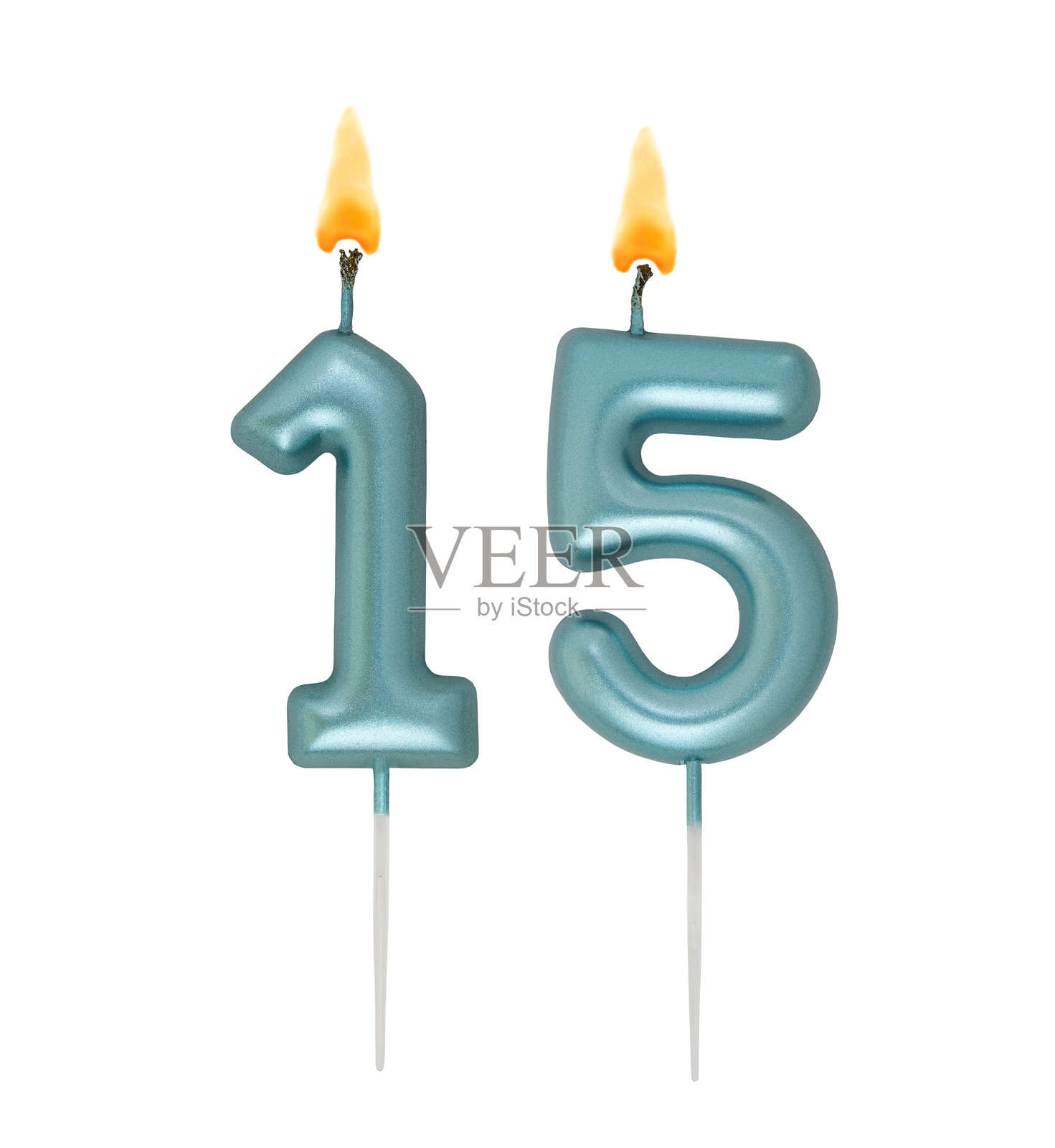白色背景上的蓝色生日蜡烛，15号照片摄影图片
