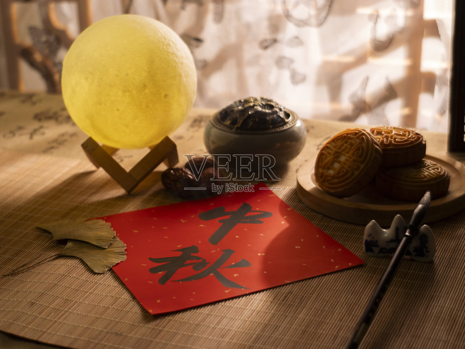 中秋汉字书法照片摄影图片