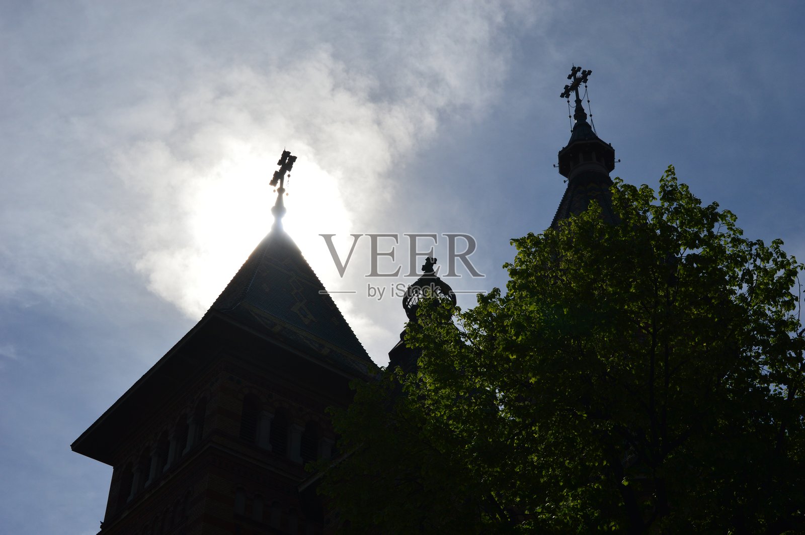 罗马尼亚的一座老教堂照片摄影图片