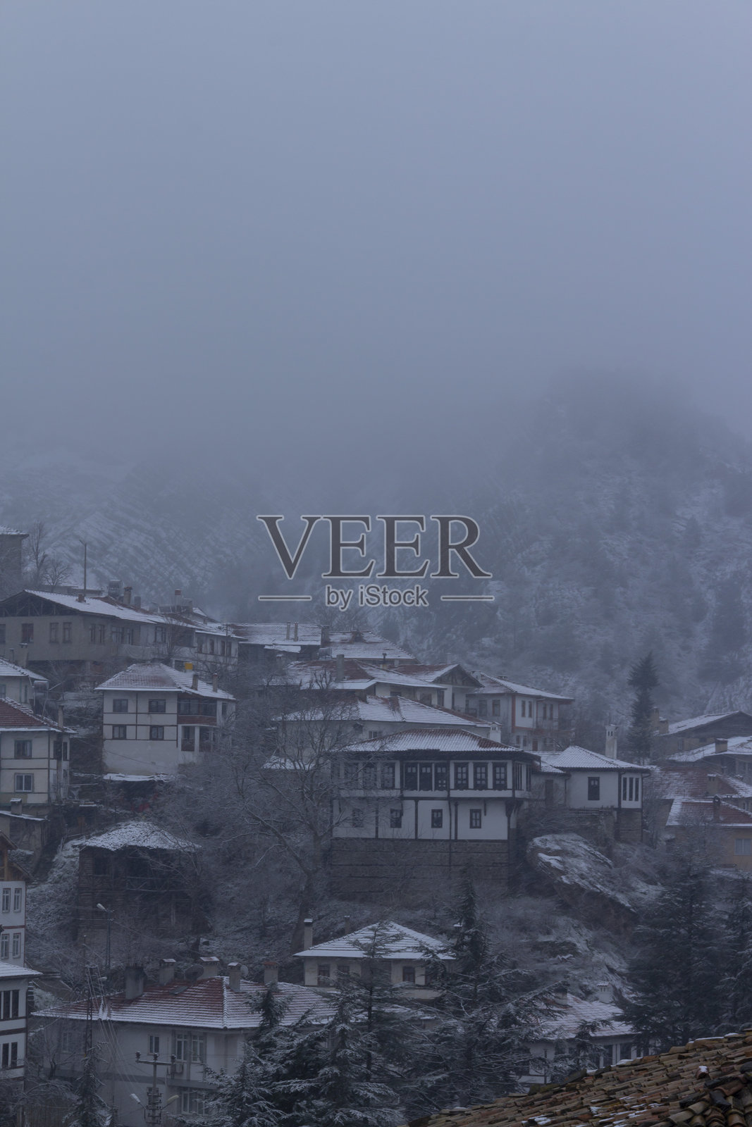 Göynük的历史建筑，从空中拍摄照片摄影图片