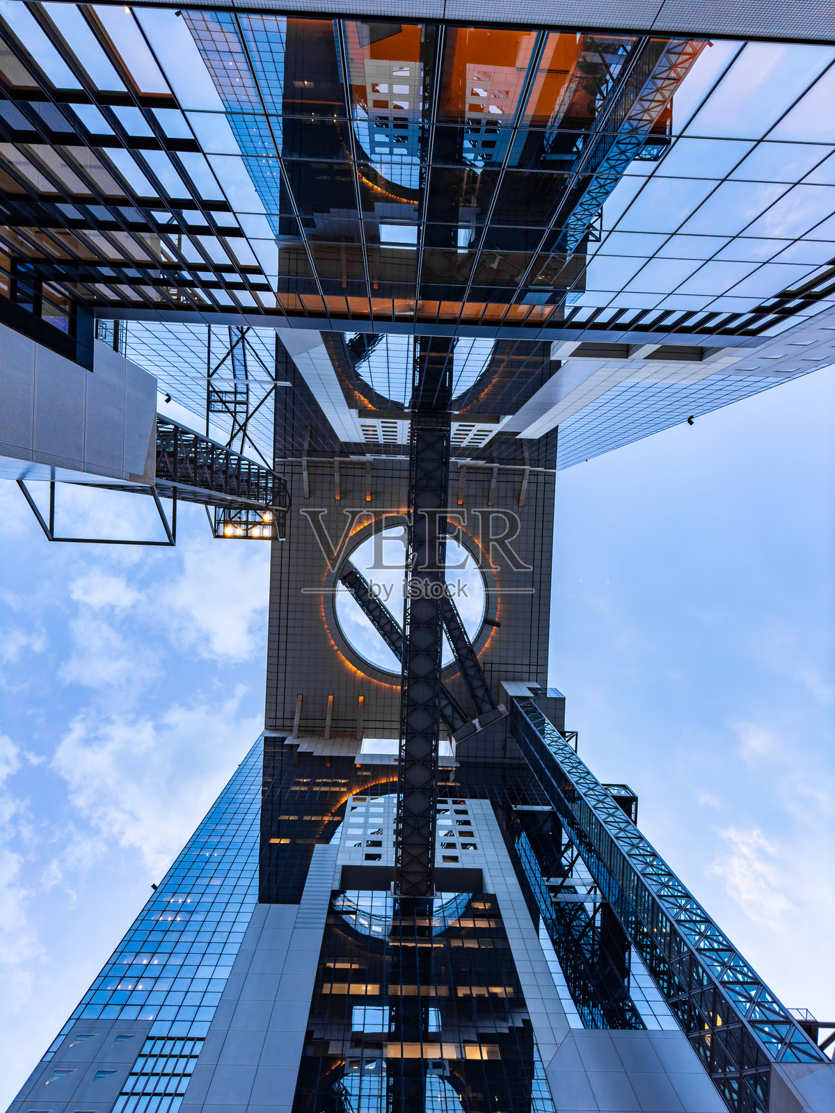 从日本大阪梅田天空大厦眺望照片摄影图片
