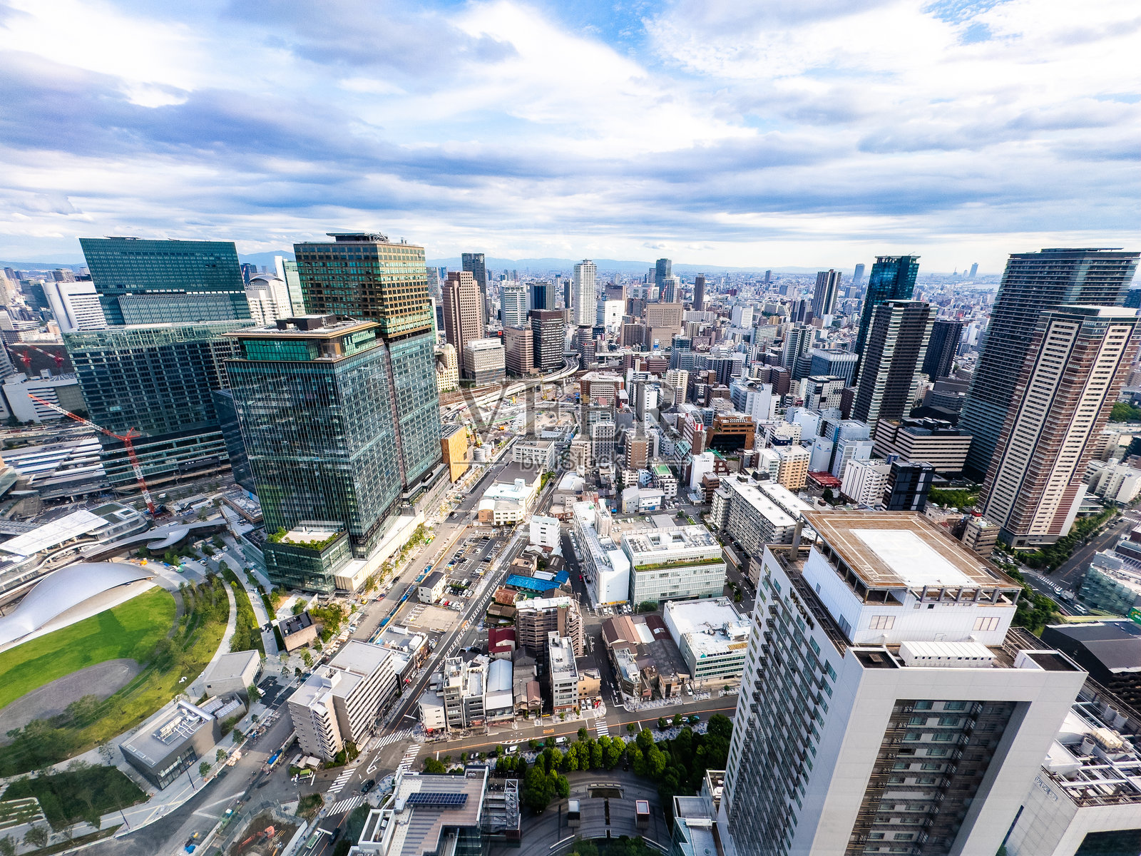 从日本大阪梅田天空大厦眺望照片摄影图片