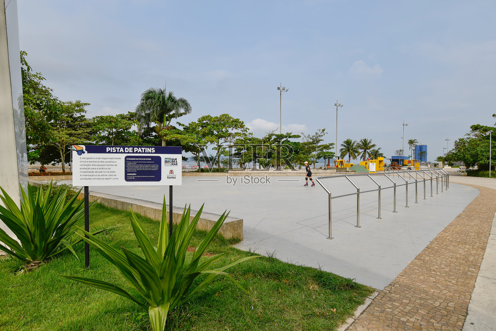 桑托斯防波堤的旱冰场照片摄影图片