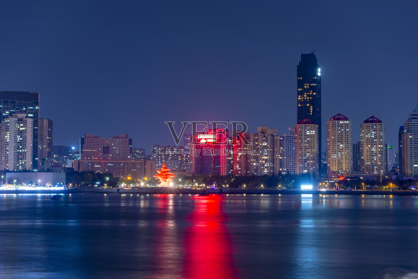 青岛夜景照片摄影图片