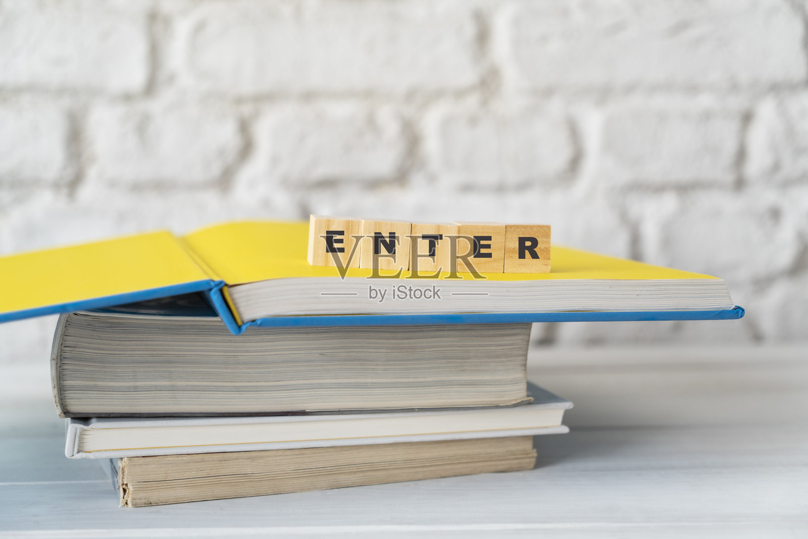 用字母块输入照片摄影图片