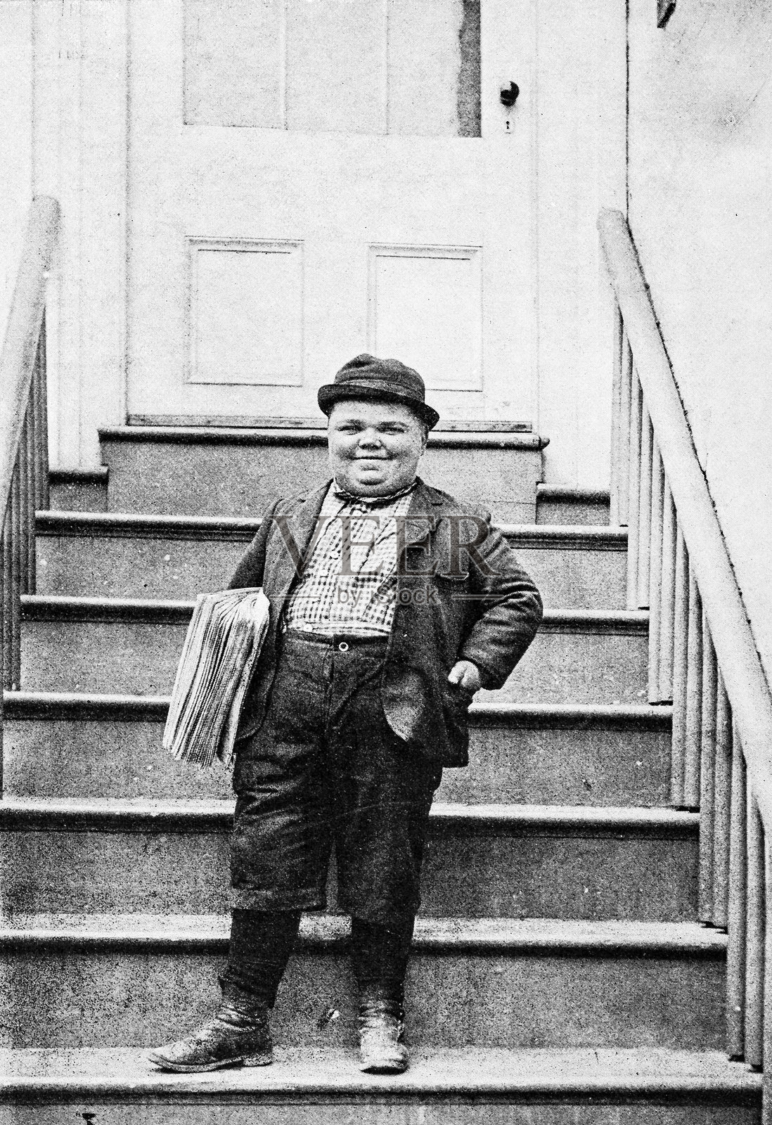 古董照片:卖报纸的插画图片素材