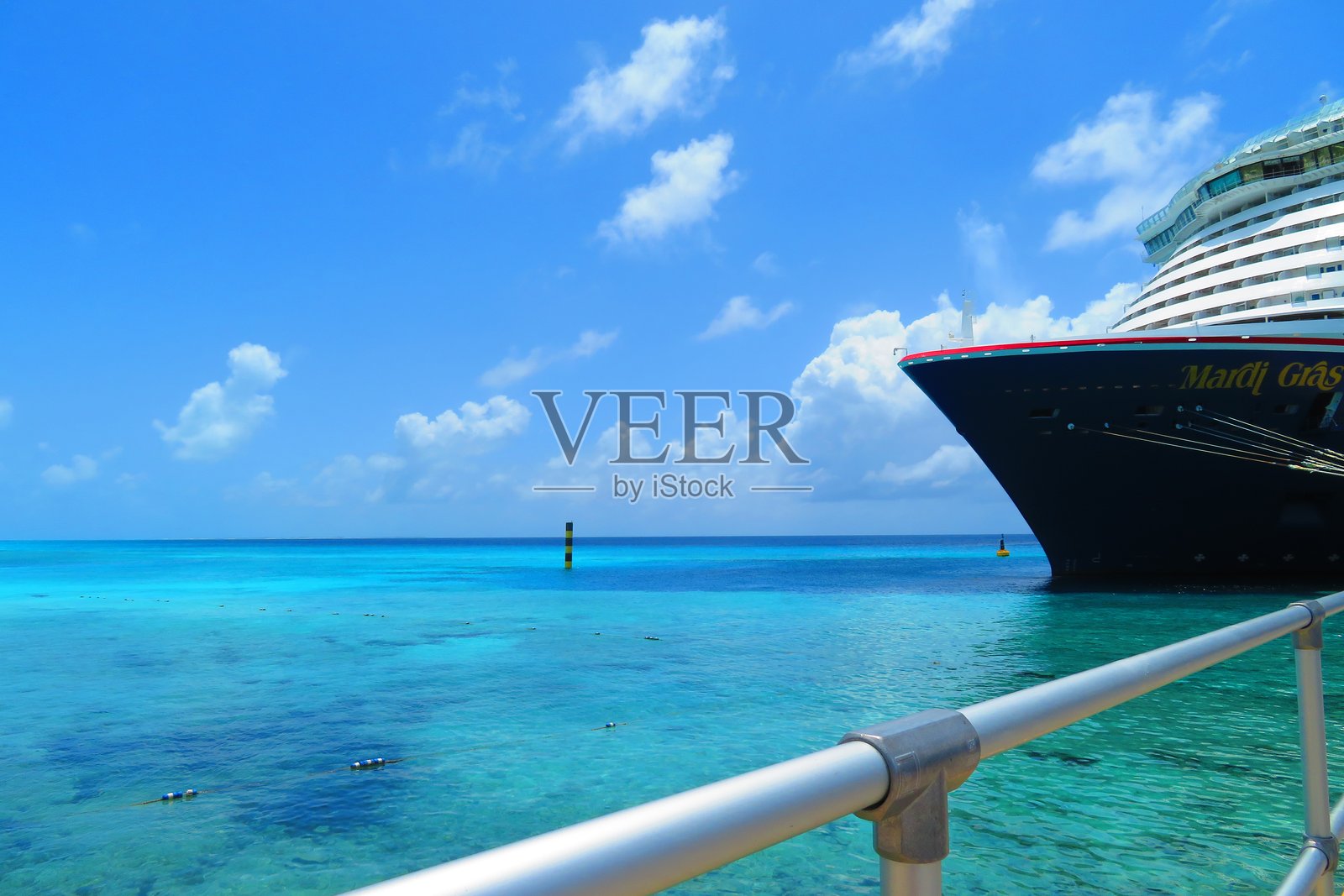 嘉年华游轮在大特克照片摄影图片