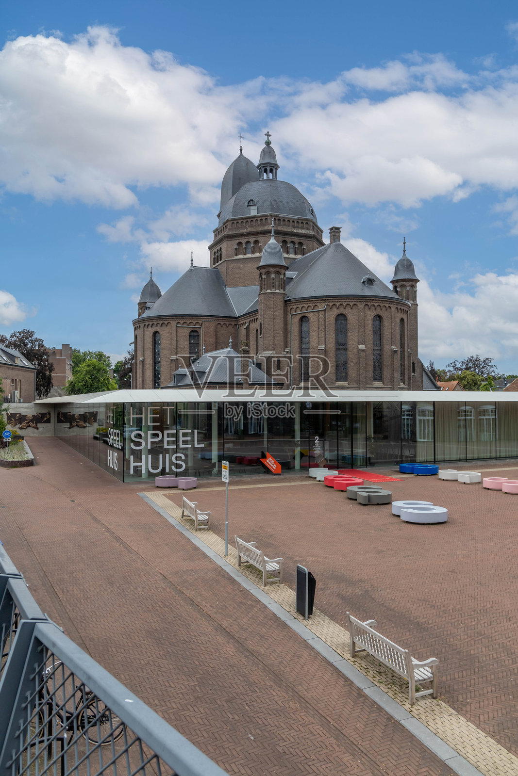 赫尔蒙德先生照片摄影图片