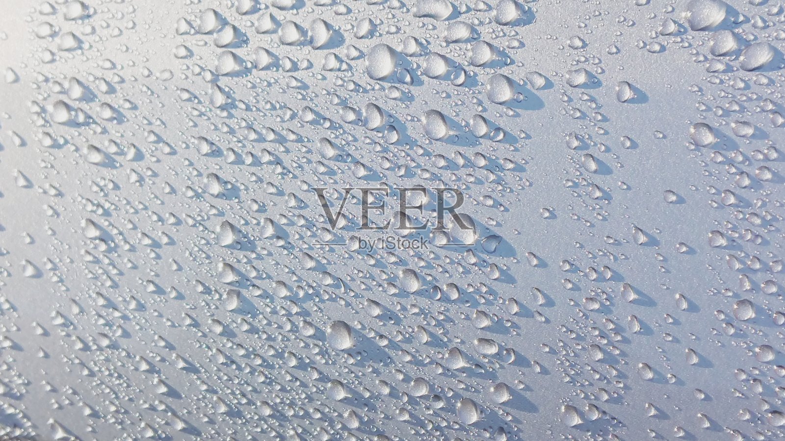 雨滴的全画幅镜头照片摄影图片