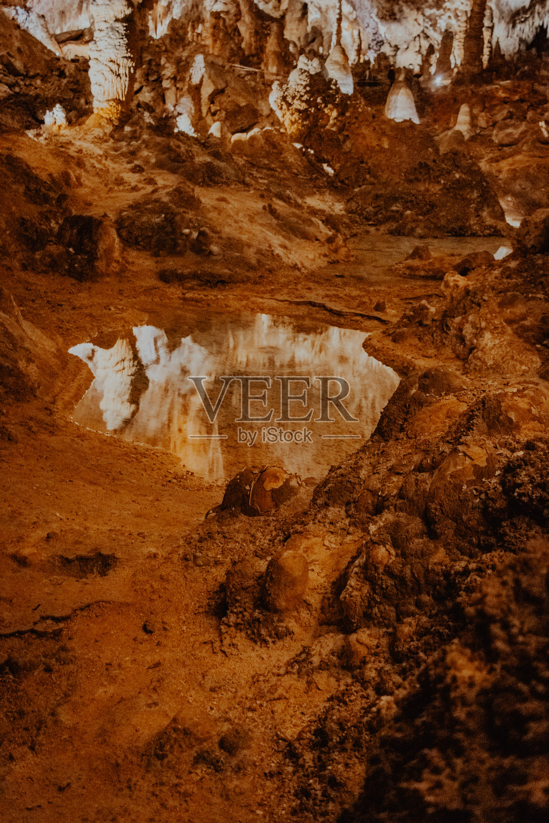 卡尔斯巴德洞穴国家公园的岩层照片摄影图片