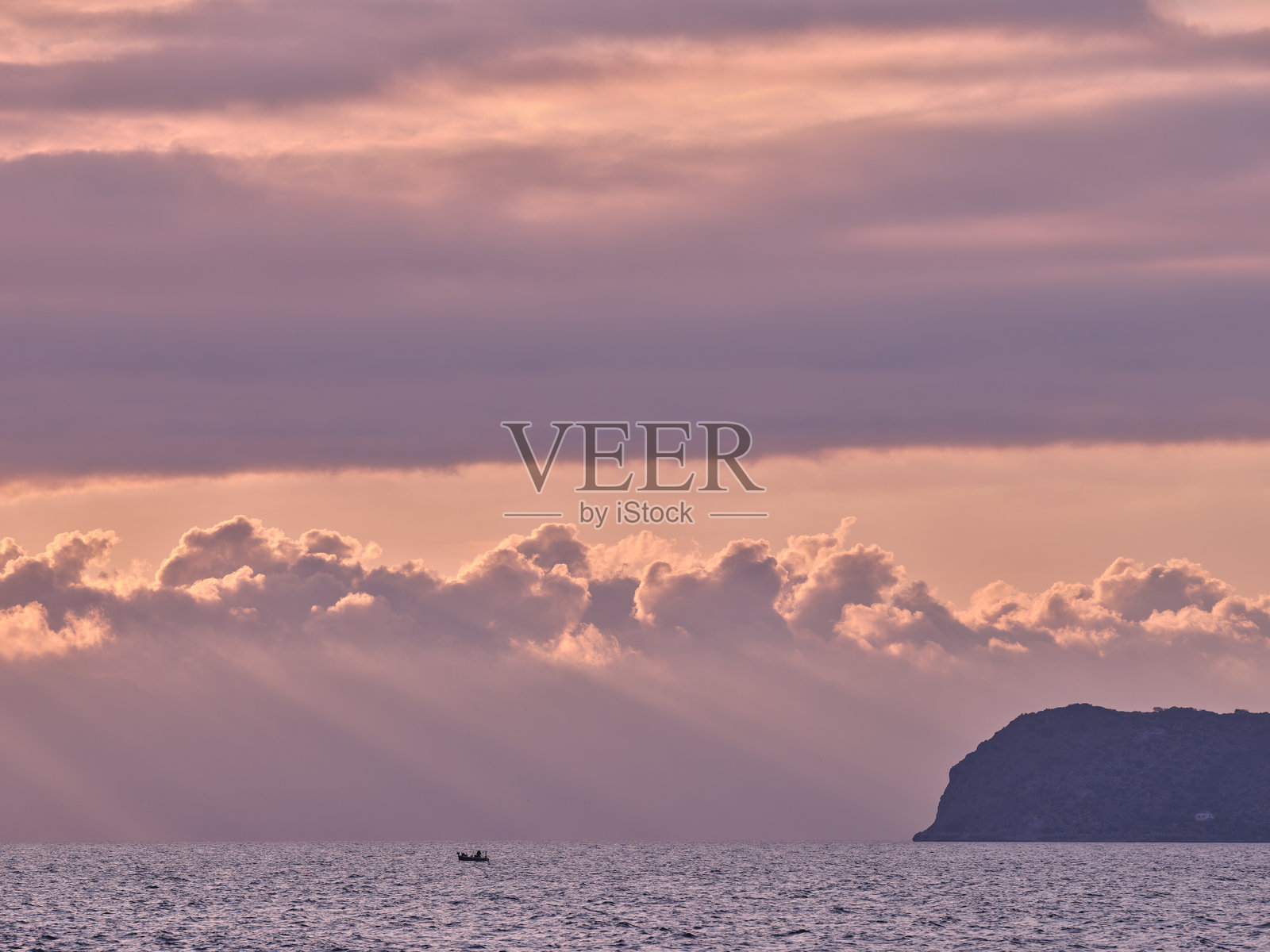 海边的日落照片摄影图片