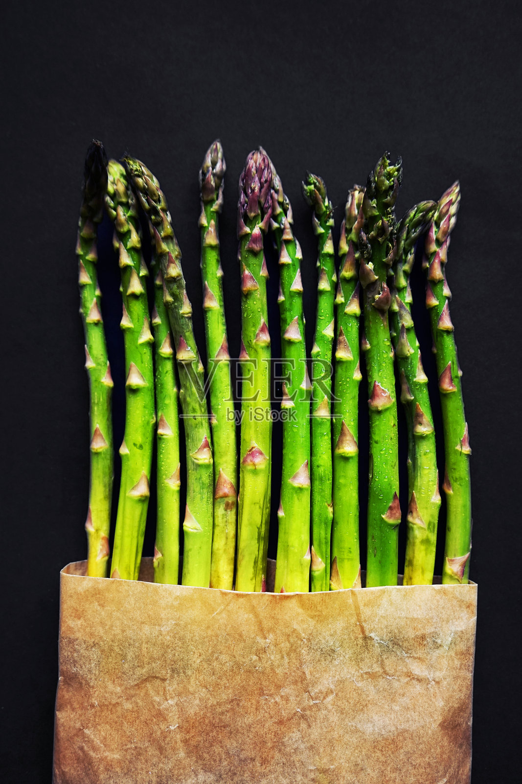 新鲜的绿芦笋照片摄影图片