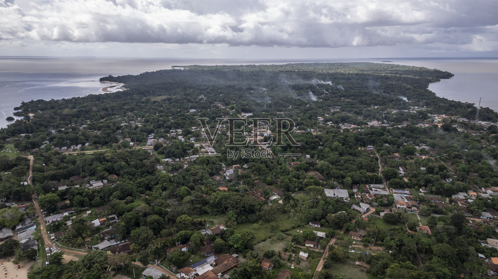 科特朱巴岛的市区照片摄影图片