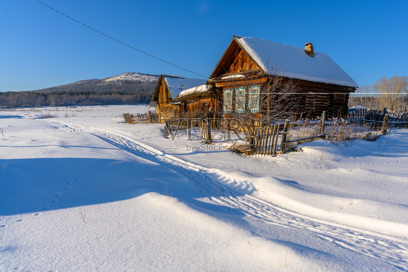 乌拉尔山脉冬日的雪乡。照片摄影图片
