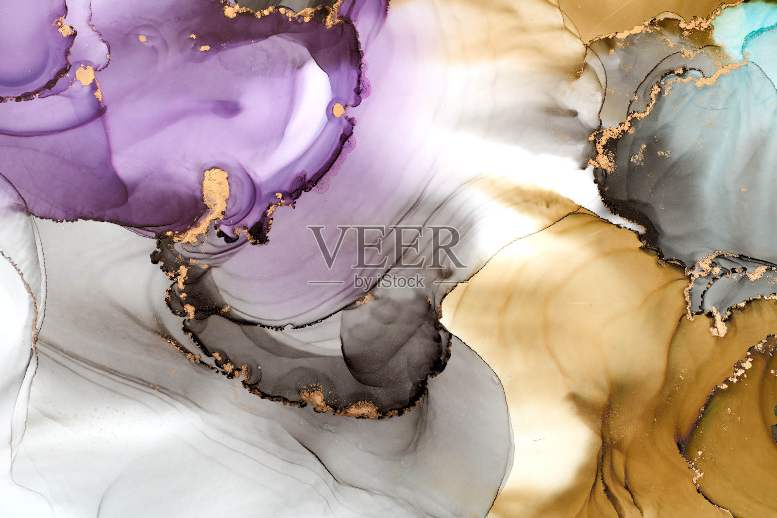 抽象的云。现代的未来主义图案大理石半透明的颜色纹理。多色动态背景混合液体涂料艺术。插画图片素材