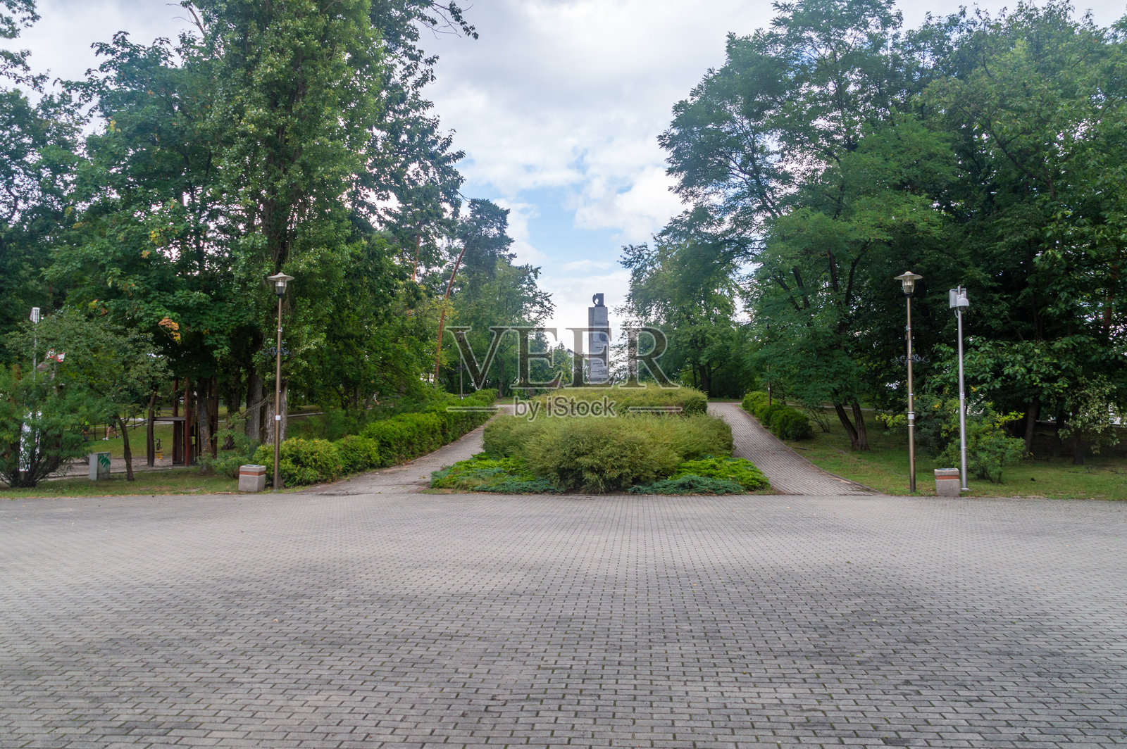 城市公园在Kędzierzyn Koźle。照片摄影图片