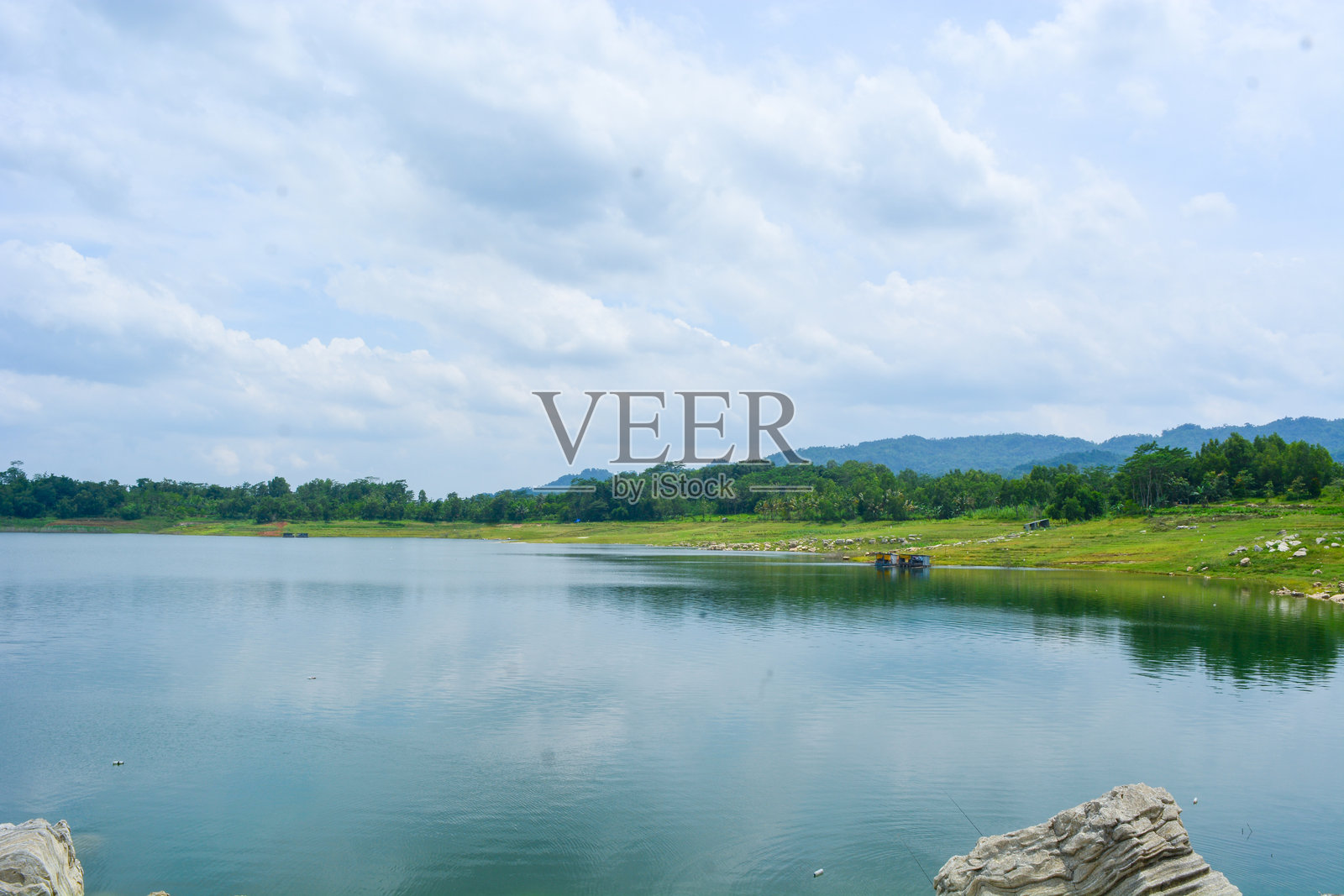 印度尼西亚一个村庄的水景照片照片摄影图片