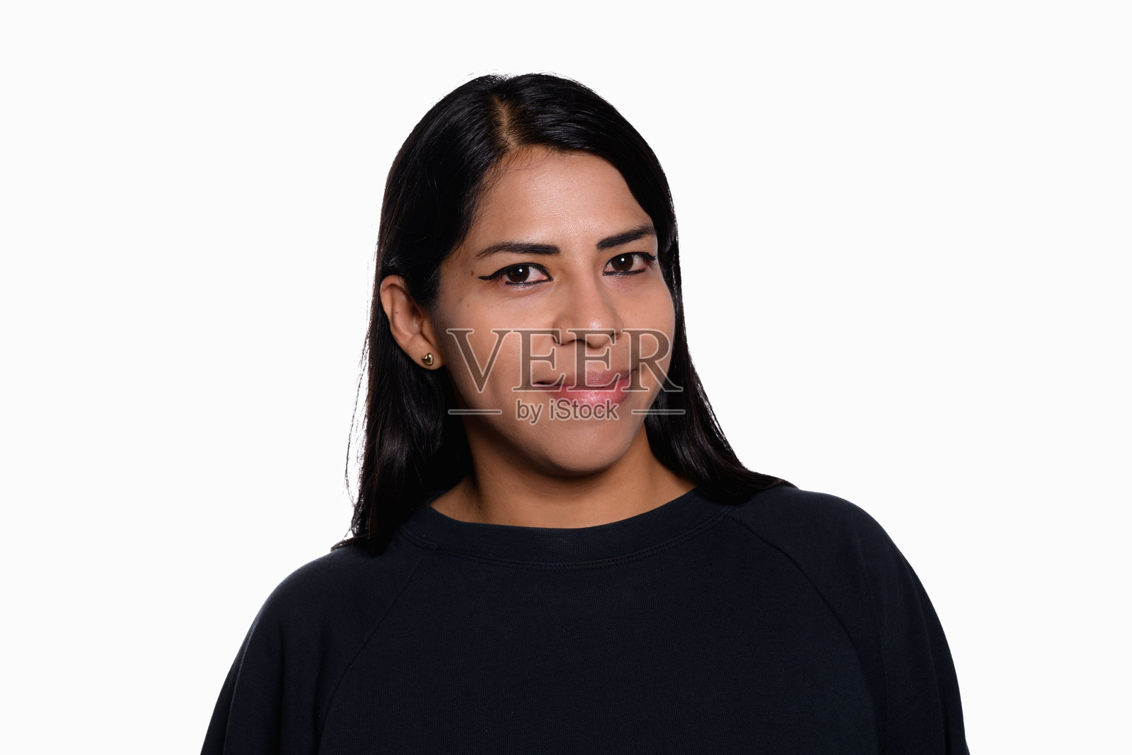 拉丁女人白色背景微笑照片摄影图片