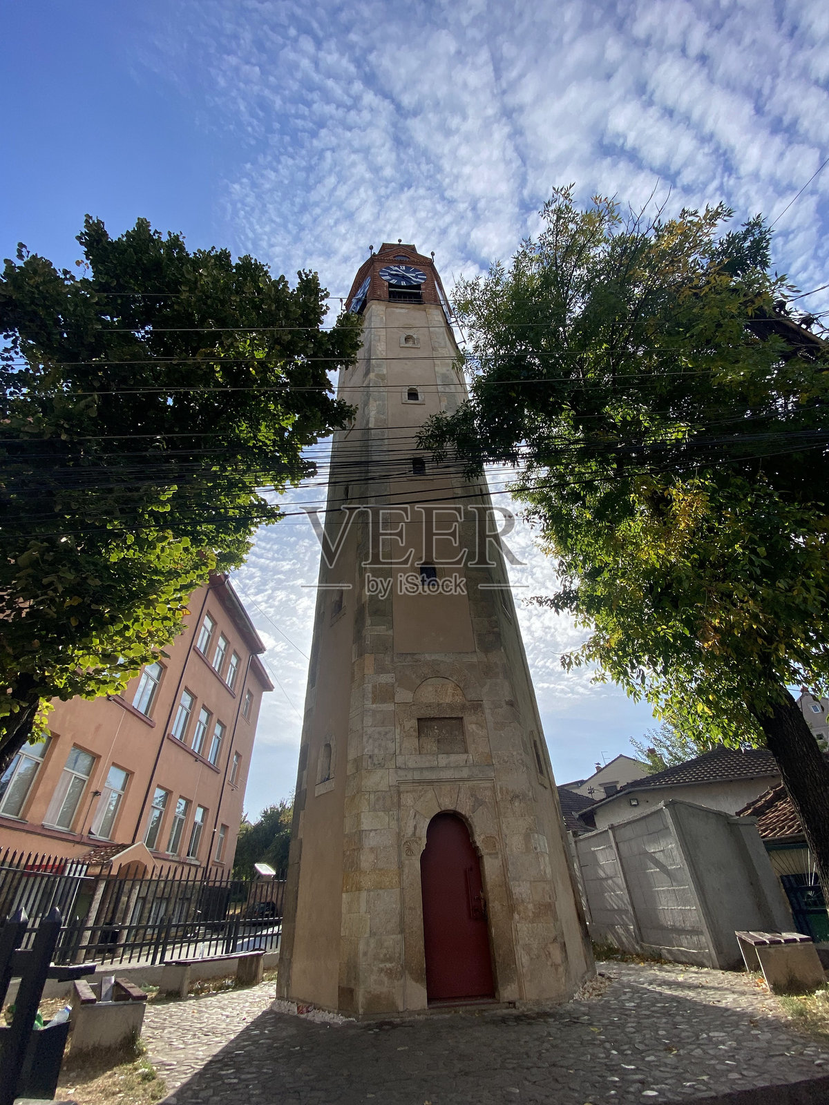 一座古老的历史钟楼照片摄影图片